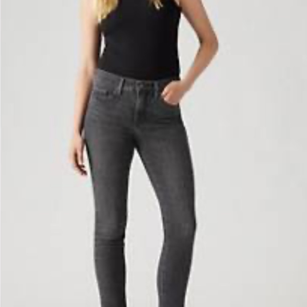 Levi 311 Skinny Women's Gray Jeans. New. Perfect condition. Size 26